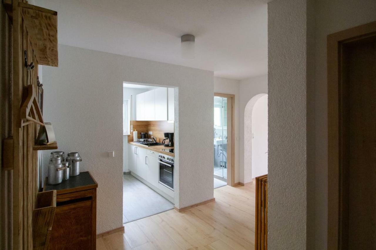 וילינגן-שוונינגן Schoene Und Helle Ferienwohnung In Pfaffenweiler מראה חיצוני תמונה
